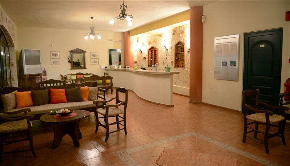 Koutouloufari Petra Village מראה חיצוני תמונה