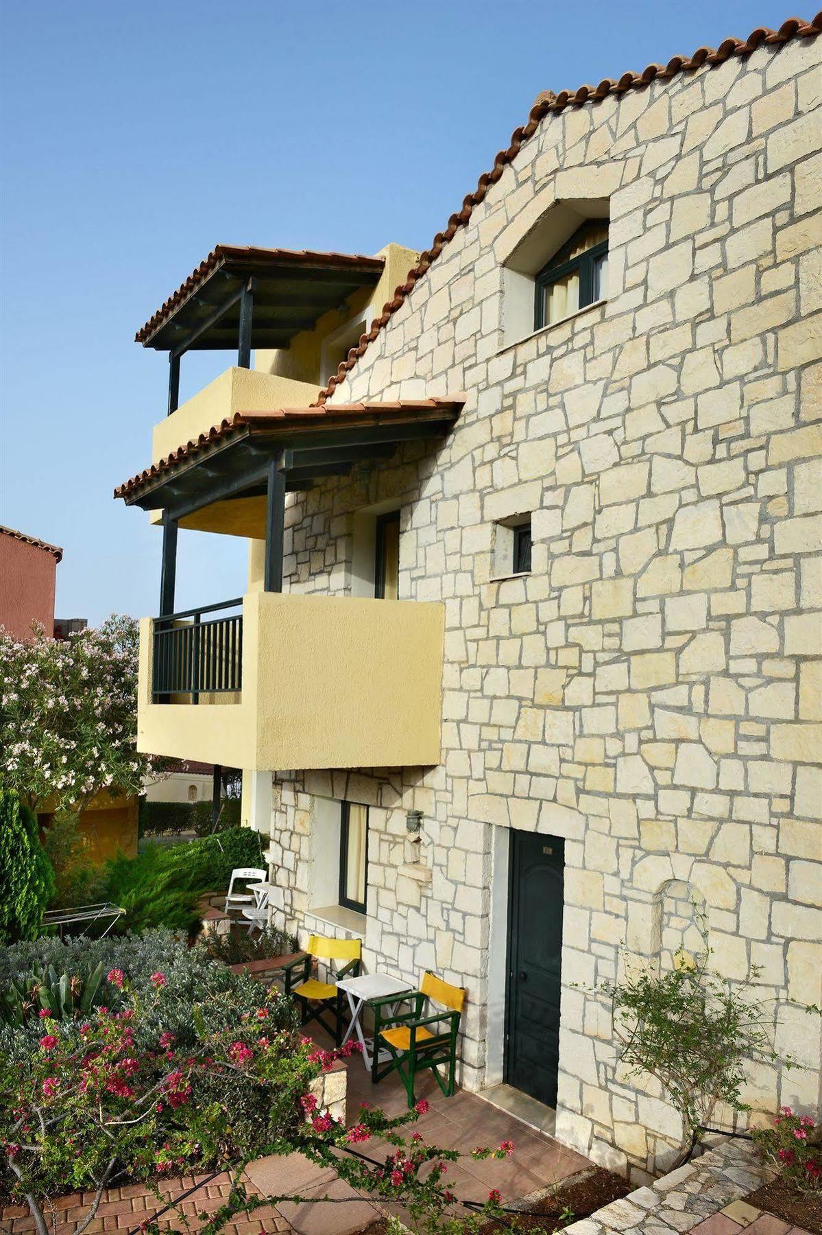 Koutouloufari Petra Village מראה חיצוני תמונה