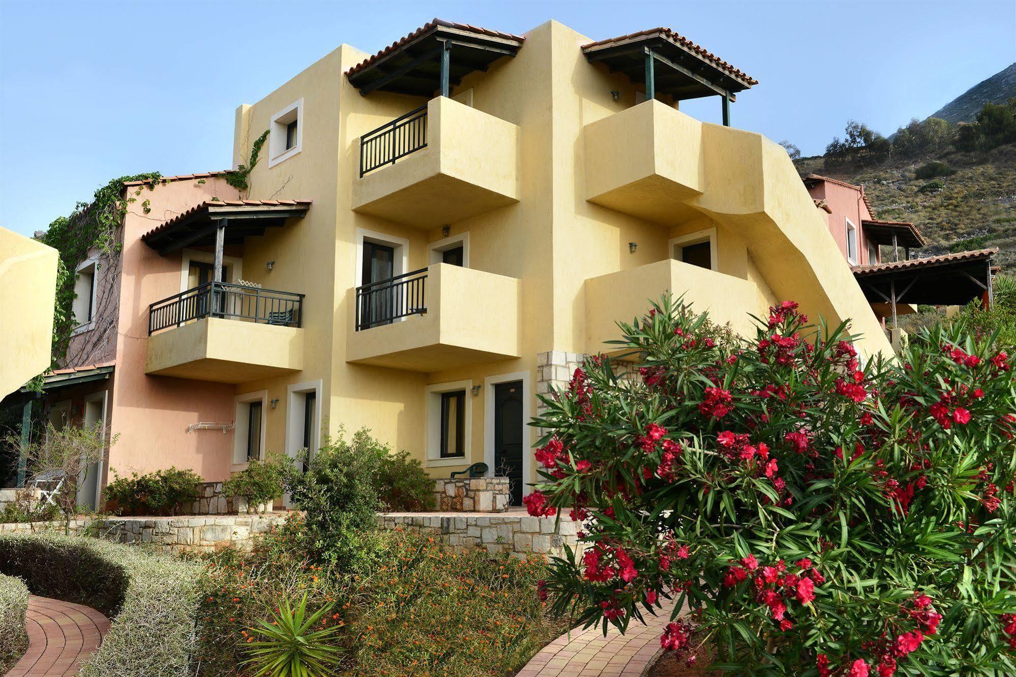 Koutouloufari Petra Village מראה חיצוני תמונה